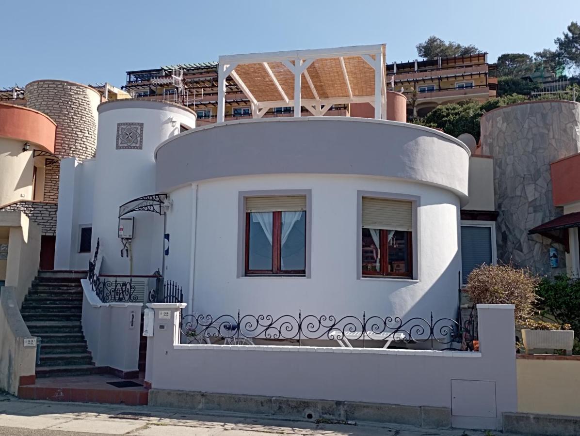 Appartement La Rotonda Sul Mare à Castelsardo Extérieur photo